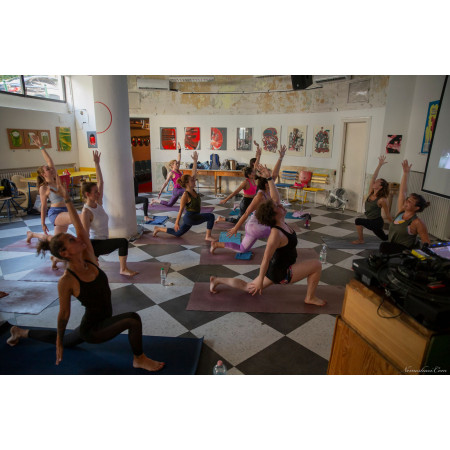 ❋ October ❋ Yoga Brunch by Soberhood Budapest at Dugattyus ❋