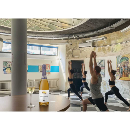 ❋ December ❋ Techno Christmas Yoga Brunch at Dugattyus ❋